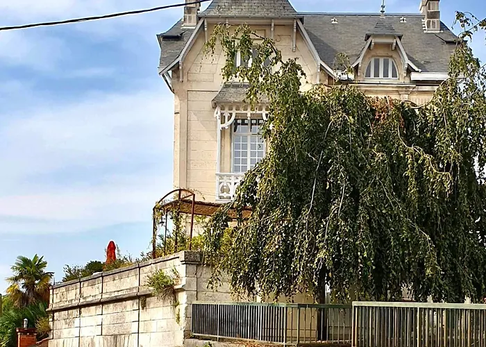 Art Nouveau Bed and breakfast Angulema